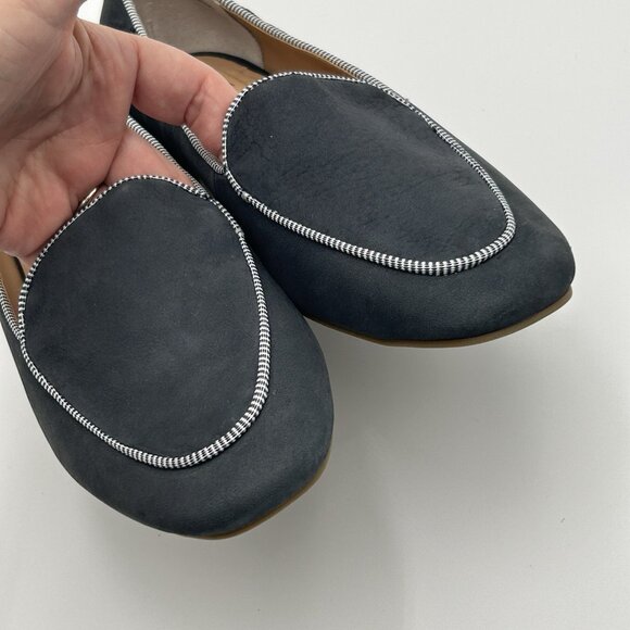 ME TOO YASOR  Women’s 9M Dark Blue Loafer Flats with White Trim - Picture 7 of 10